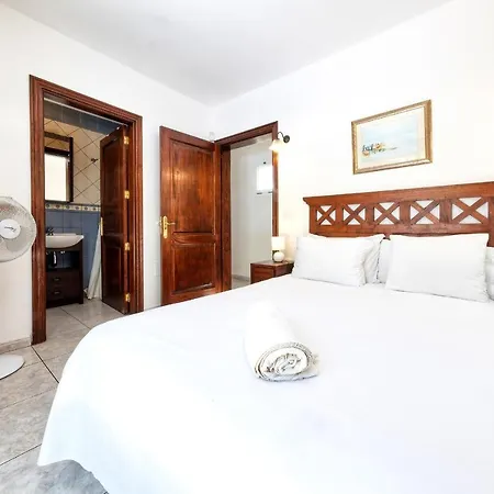 Tatil Evi Casa El Paraiso - Private Pool, Jacuzzi, Air-con And Bbq By Lanzarote