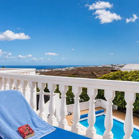 Casa El Paraiso - Private Pool, Jacuzzi, Air-con&bbq By Lanzarote