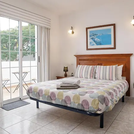 펜션 Casa El Paraiso - Private Pool, Jacuzzi, Air-con And Bbq By Lanzarote 티아즈