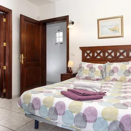 Casa El Paraiso - Private Pool, Jacuzzi, Air-con And Bbq By Lanzarote 펜션